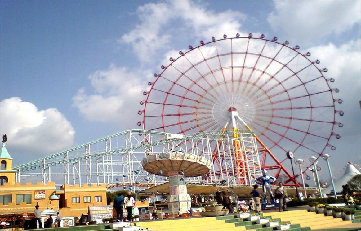 アトラクション数日本一、グリーンランドの遊園地を遊び回ろう！