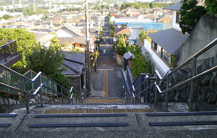 ジブリ『耳をすませば』のロケ地。聖蹟桜ヶ丘はこんなに便利な街なんです。